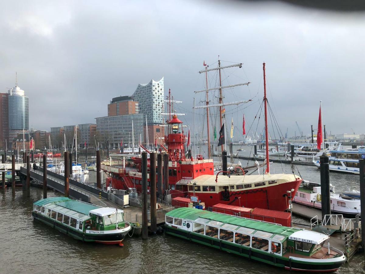 Segelschiff Loth Lorien Hotel ฮัมบูร์ก ภายนอก รูปภาพ