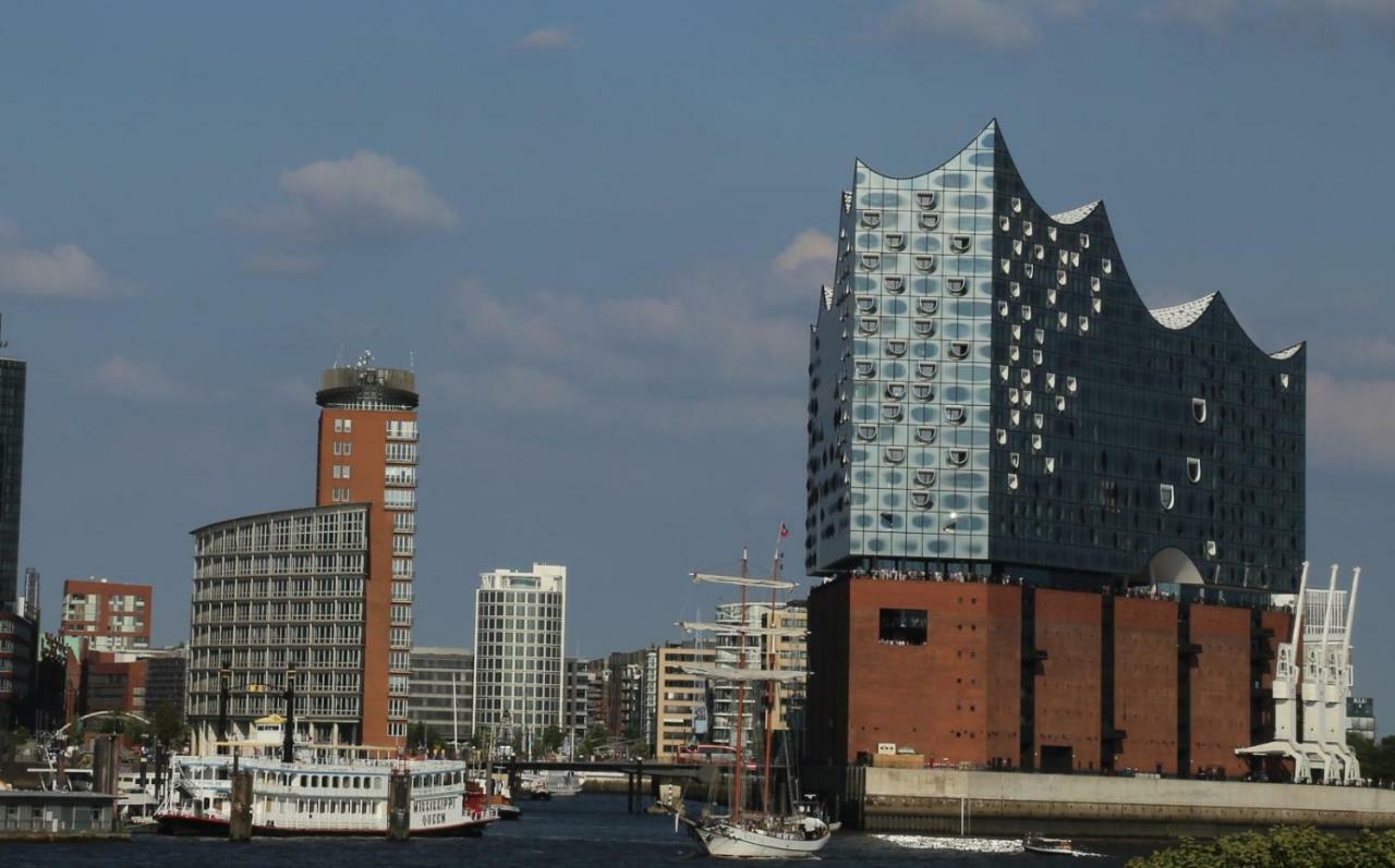 Segelschiff Loth Lorien Hotel ฮัมบูร์ก ภายนอก รูปภาพ