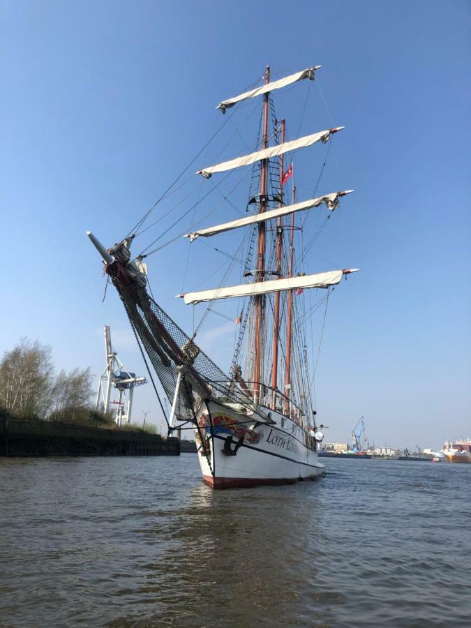 Segelschiff Loth Lorien Hotel ฮัมบูร์ก ภายนอก รูปภาพ