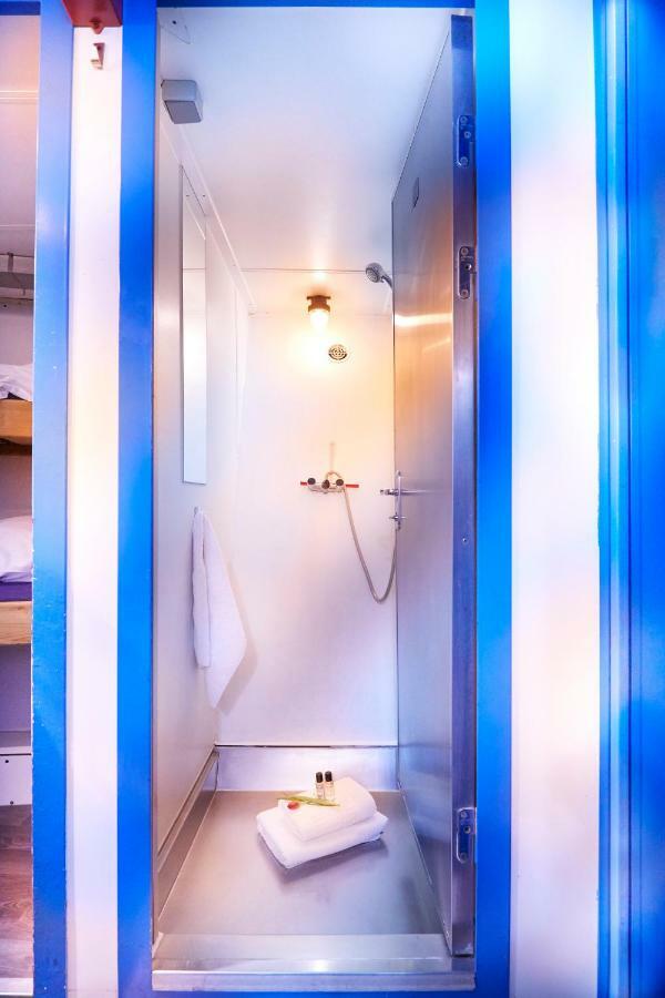 Segelschiff Loth Lorien Hotel ฮัมบูร์ก ภายนอก รูปภาพ