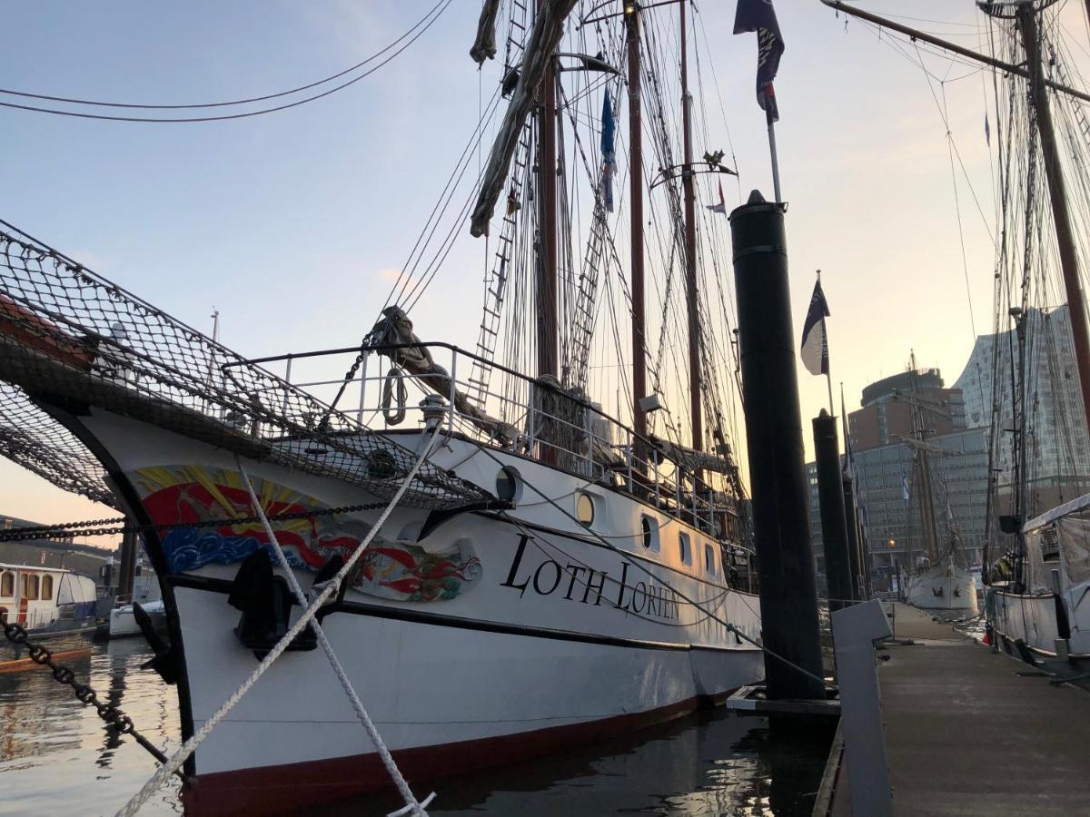 Segelschiff Loth Lorien Hotel ฮัมบูร์ก ภายนอก รูปภาพ